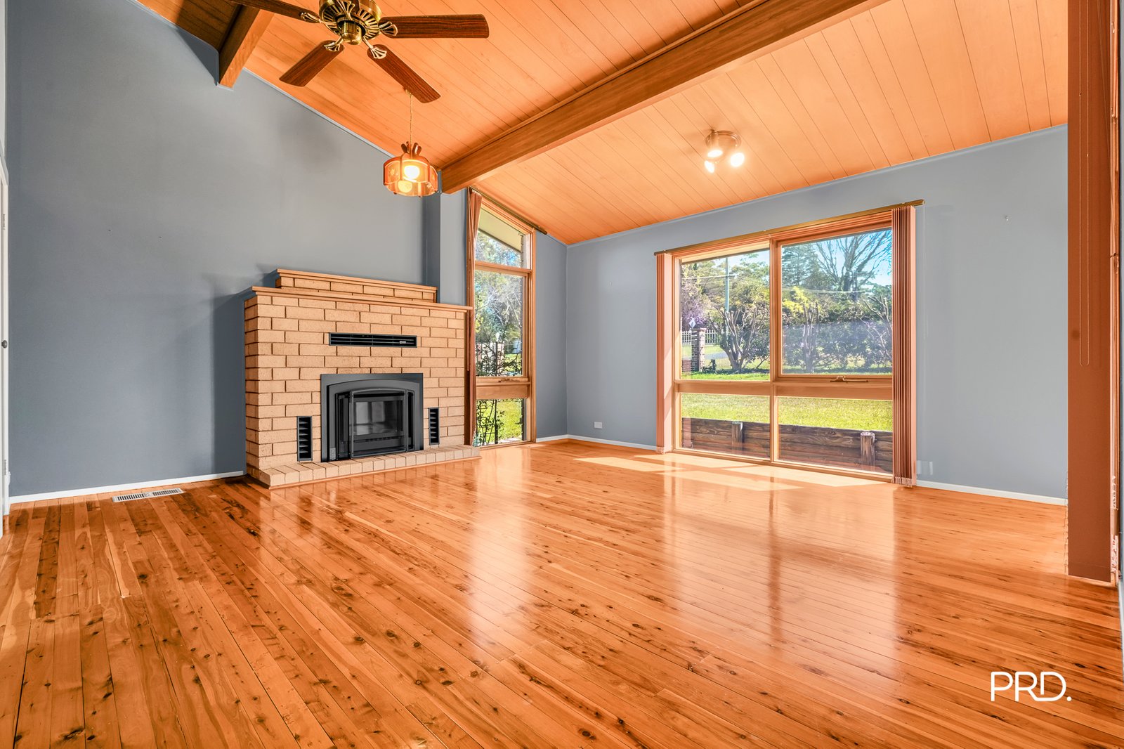 193 Hawkesbury Rd  Winmalee 2