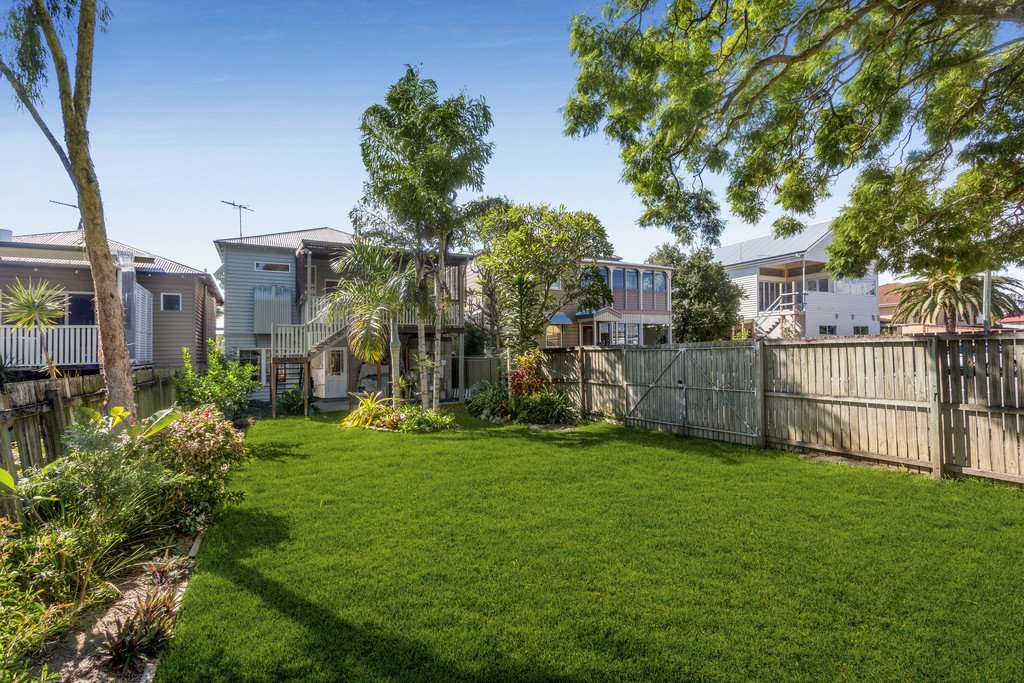 193 James Street NEW FARM 2
