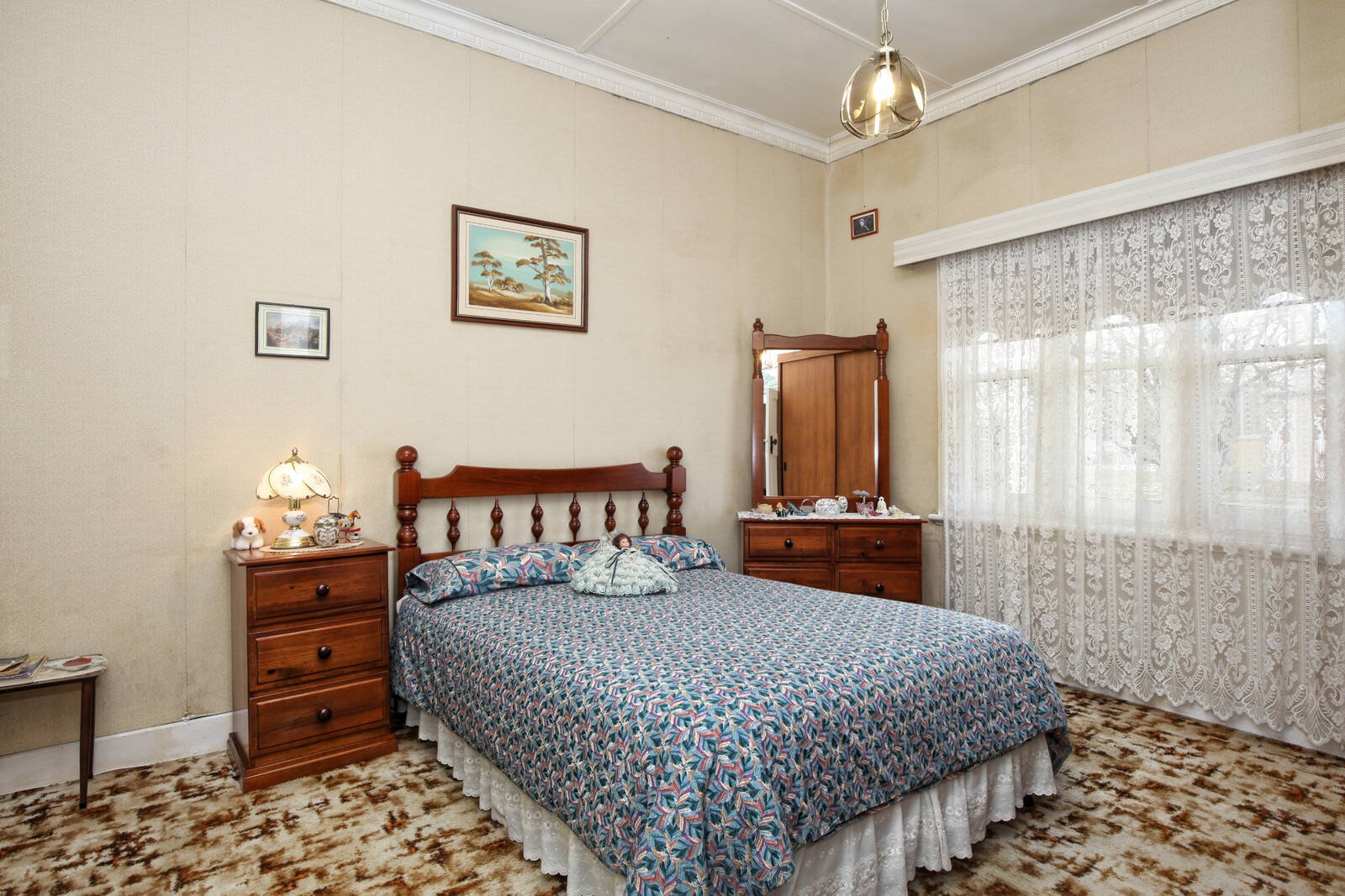 Real Estate and Property in 193 Mollison Street, Kyneton, VIC