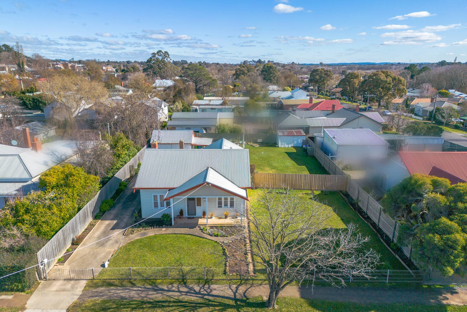 Real Estate and Property in 193 Mollison Street, Kyneton, VIC