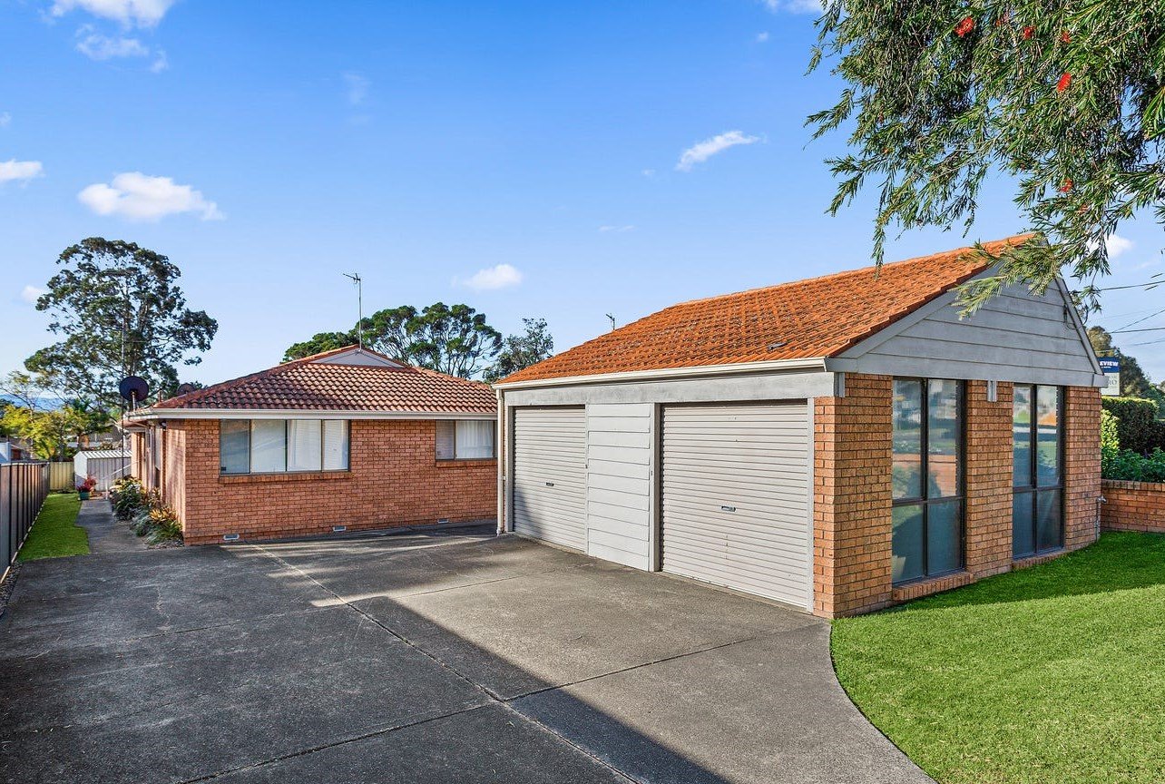 1/93 Old Lake Entrance Rd  OAK FLATS 1