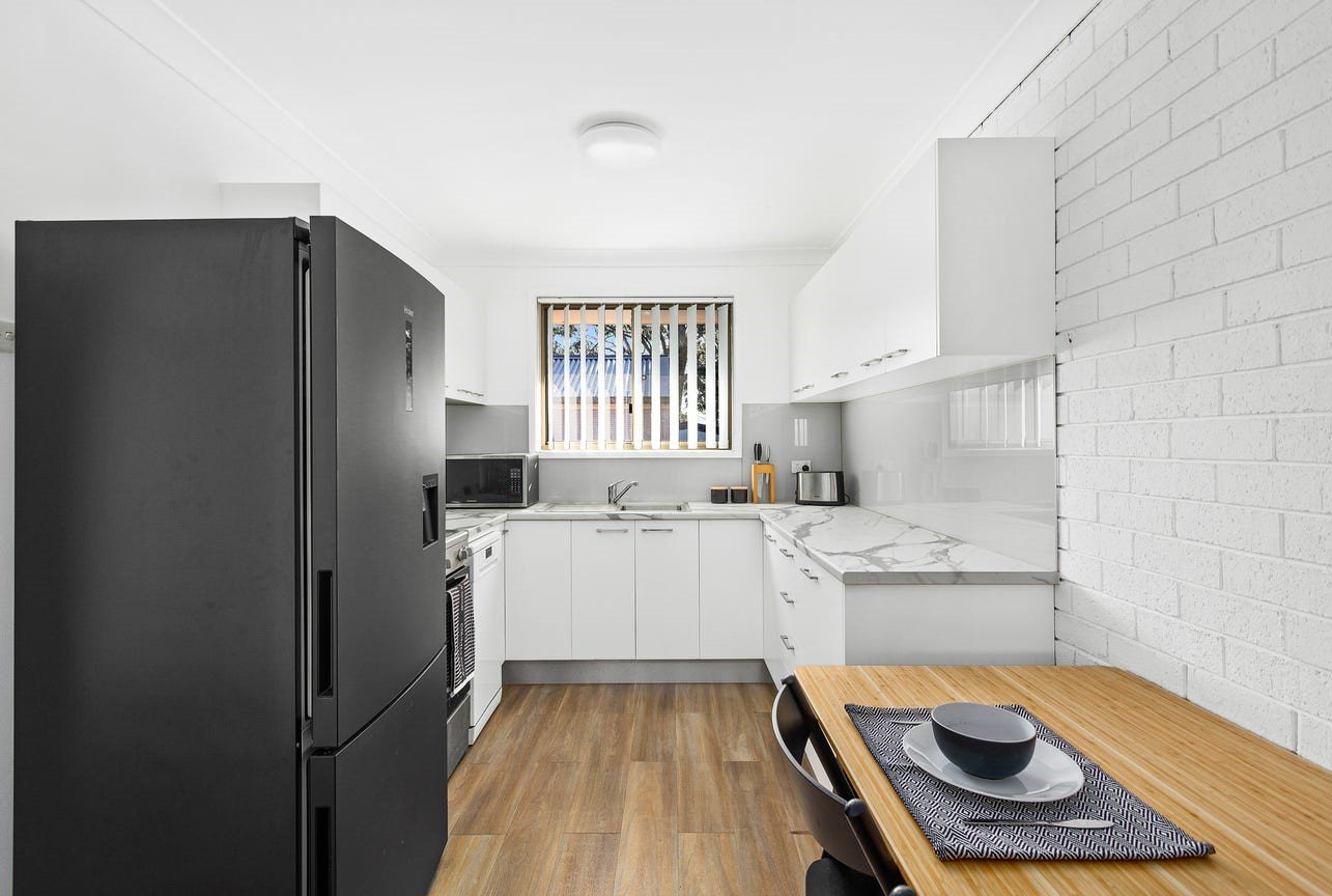 1/93 Old Lake Entrance Rd  OAK FLATS 2