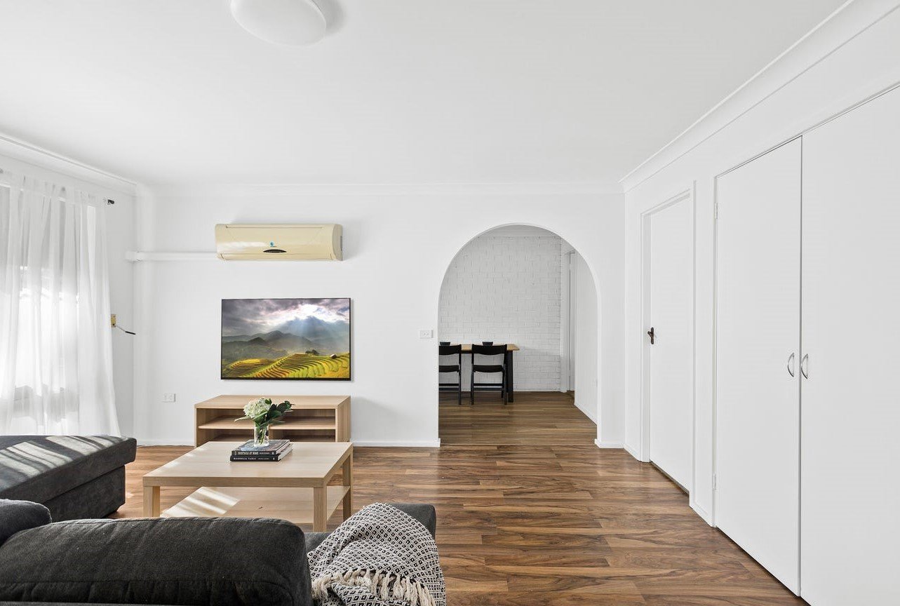 1/93 Old Lake Entrance Rd  OAK FLATS 4