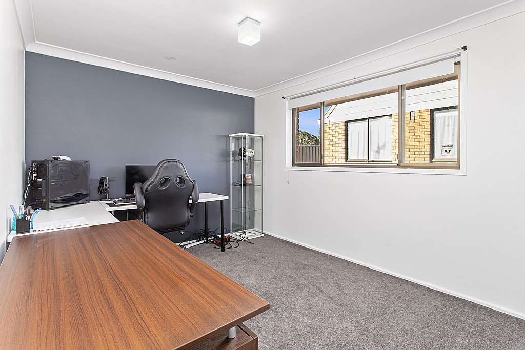 1/93 Old Lake Entrance Rd  OAK FLATS 6