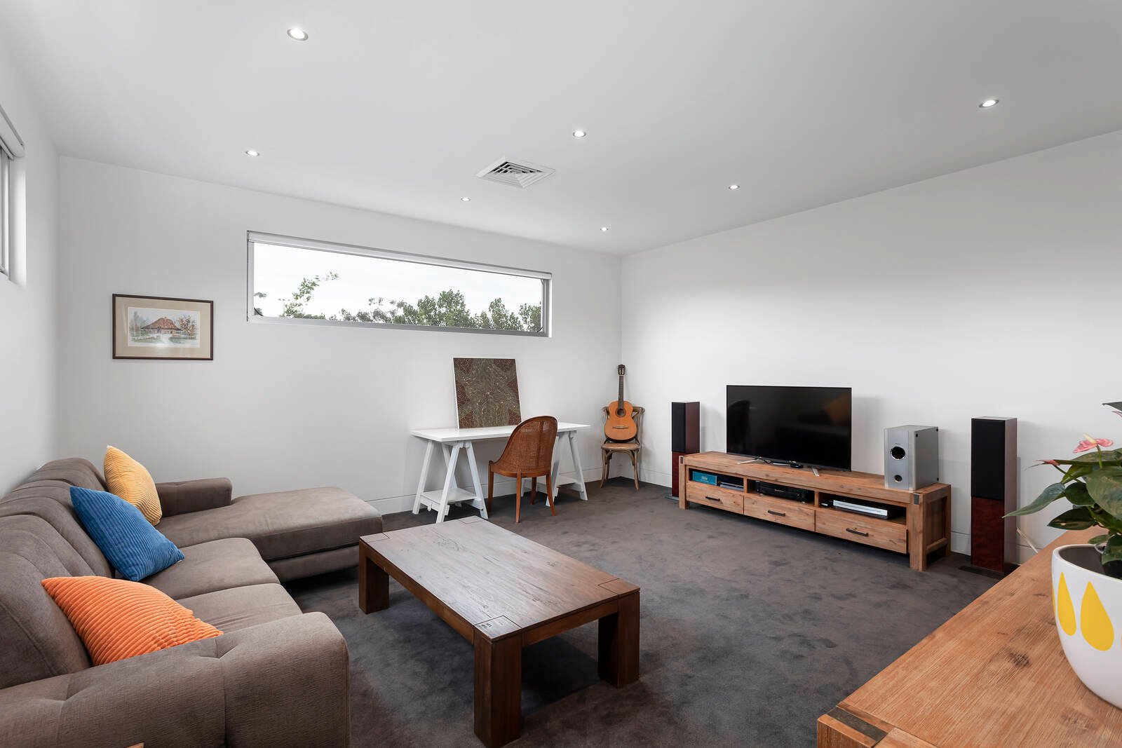 Real Estate and Property in 193 Ormond Road, Elwood, VIC