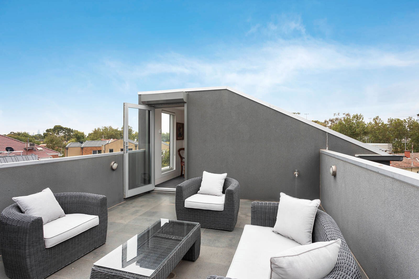 Real Estate and Property in 193 Ormond Road, Elwood, VIC