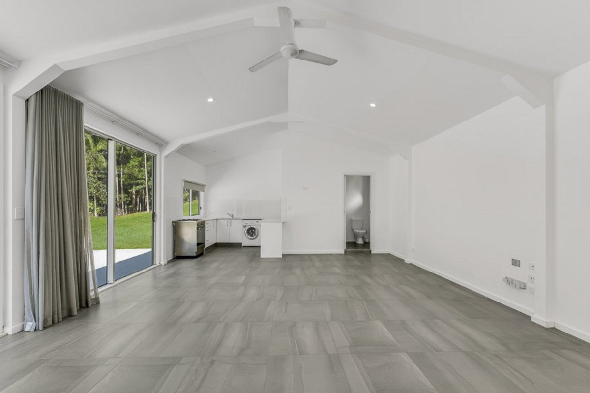 193 Petsch Creek Road Tallebudgera 3