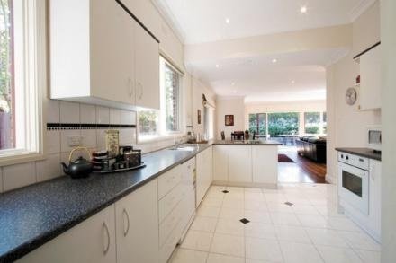 Gallery: 193 South Road
