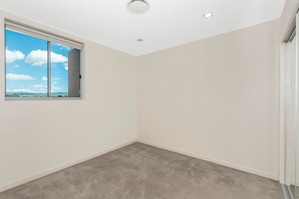 19/3046 Quay South Drive CARRARA 7