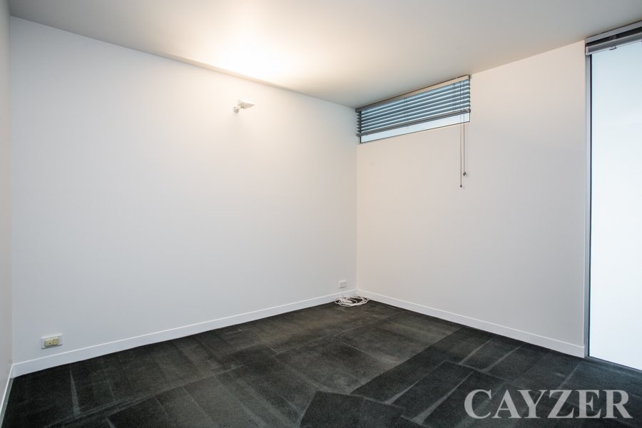 Gallery: 19/33 Johnston Street