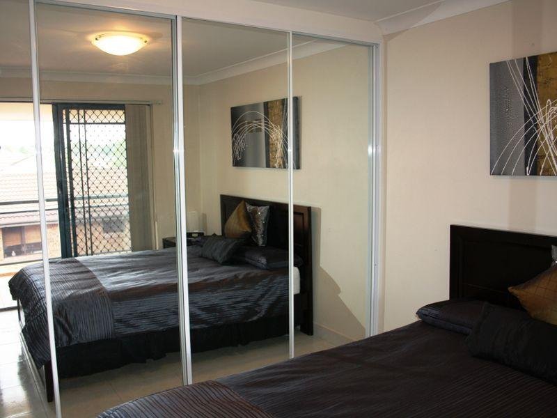 19/34-36 Weigand Avenue BANKSTOWN 8