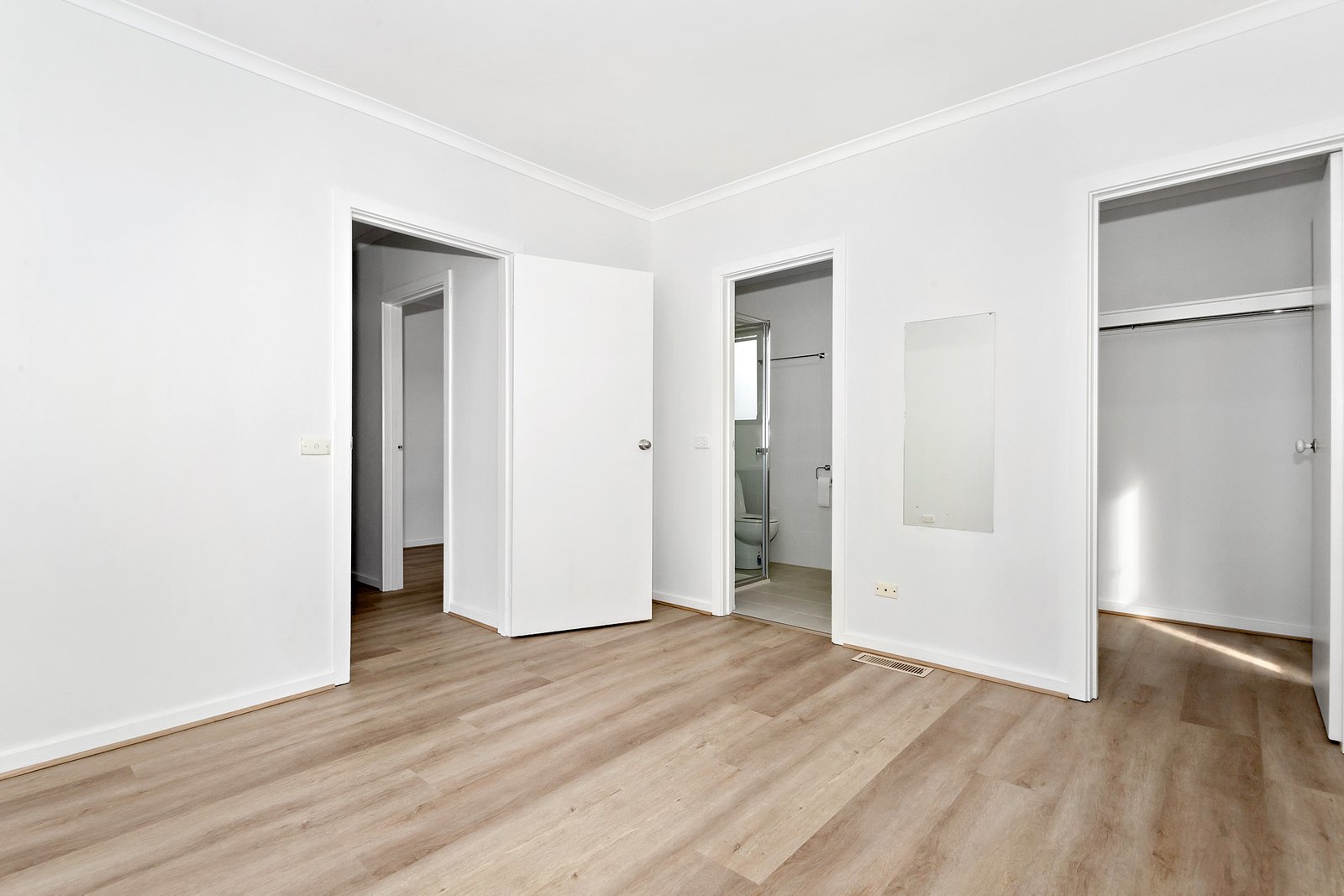 Real Estate and Property in 1/934 Station Street, Box Hill North, VIC