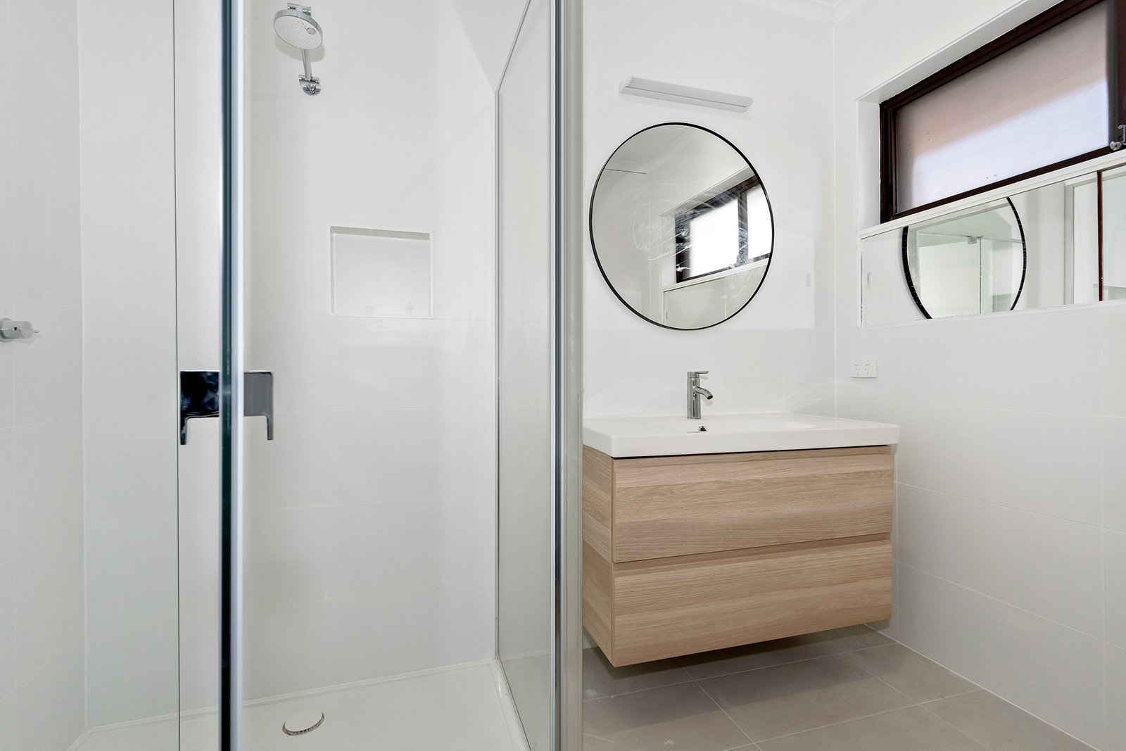 Real Estate and Property in 1/934 Station Street, Box Hill North, VIC