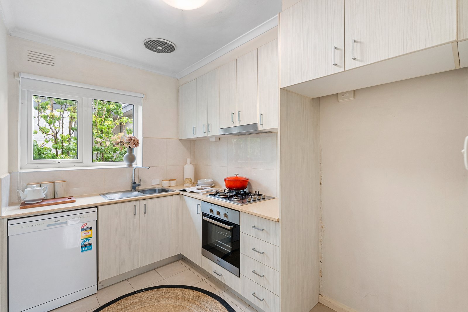 Gallery: 19/36 Cromwell Road