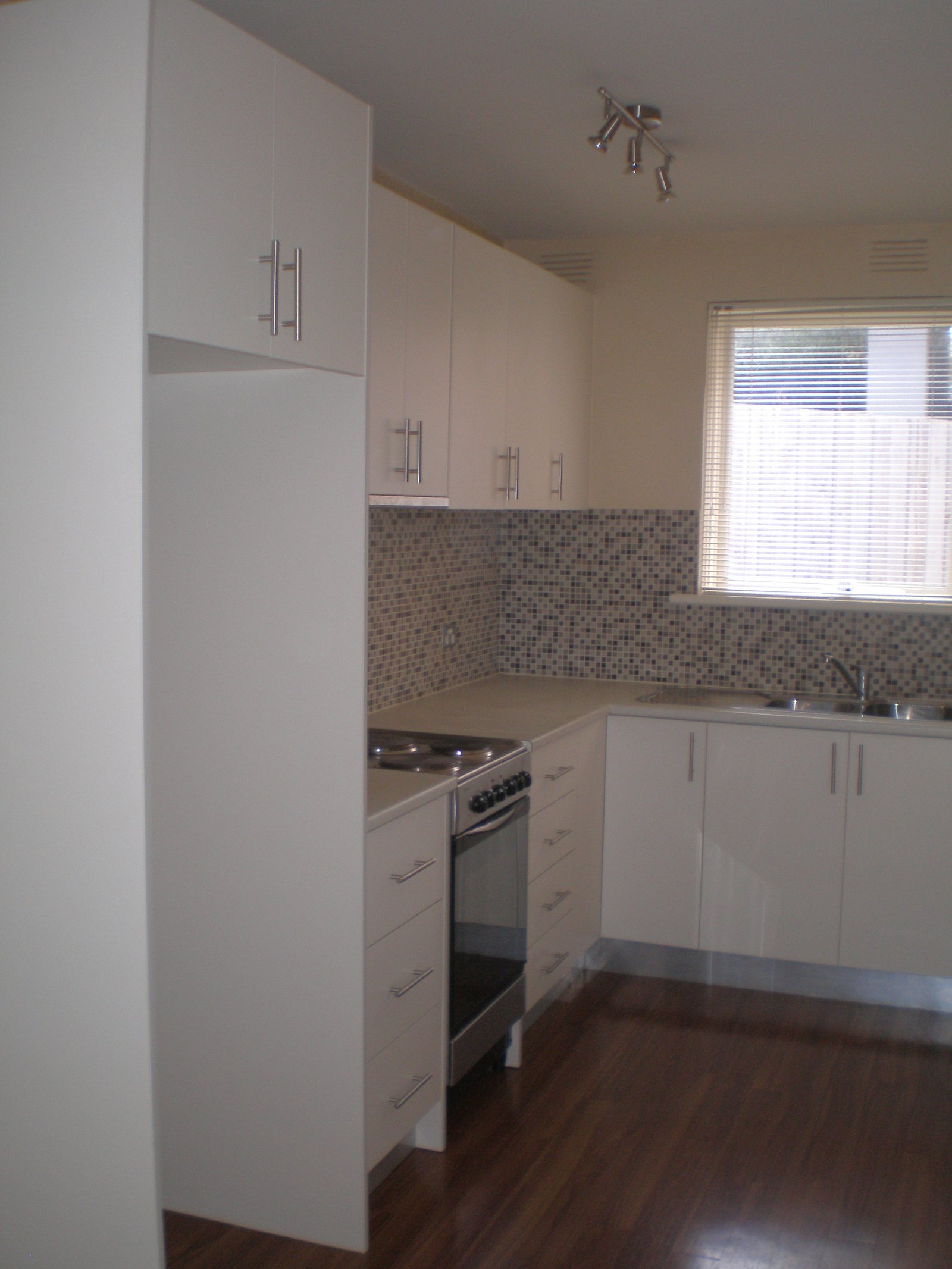 Gallery: 1/94 Beach Road