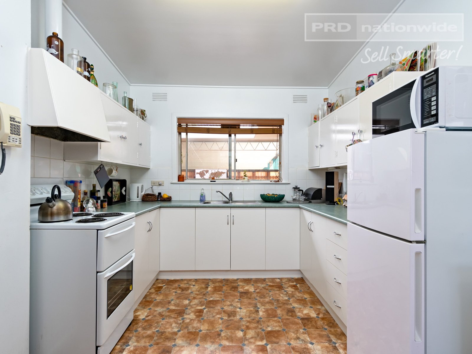 194 Bourke Street MOUNT AUSTIN 4