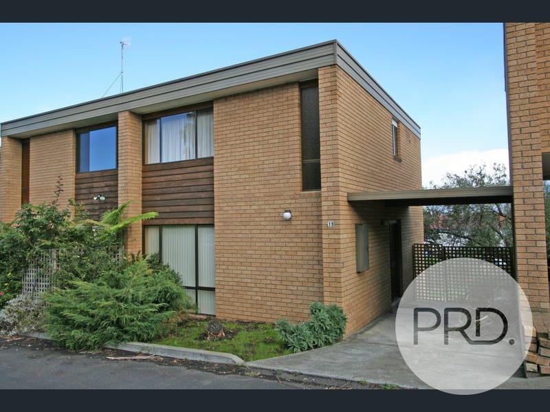 19/4 Clifford Court HOWRAH 1