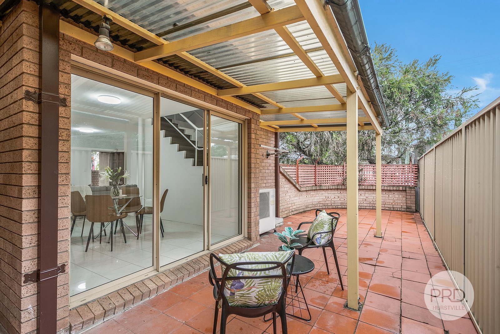 1/94 Durham Street HURSTVILLE 9