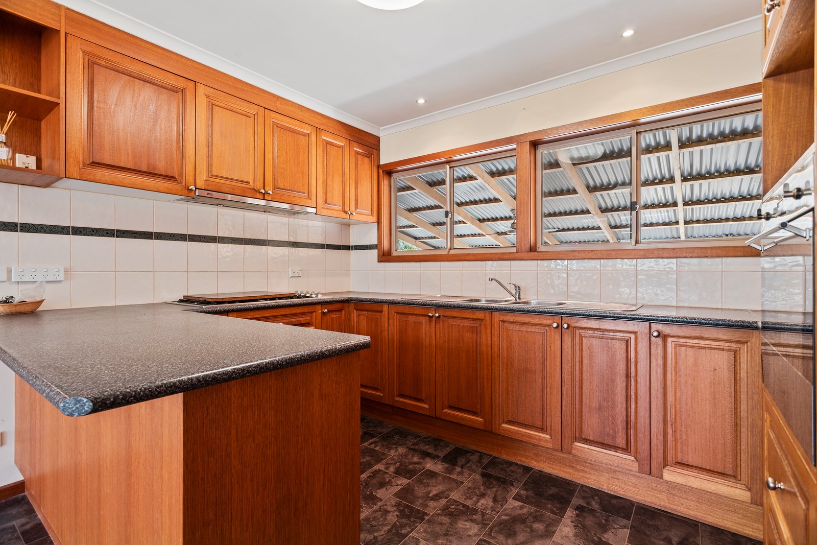 194 Marong Road WEST BENDIGO 6