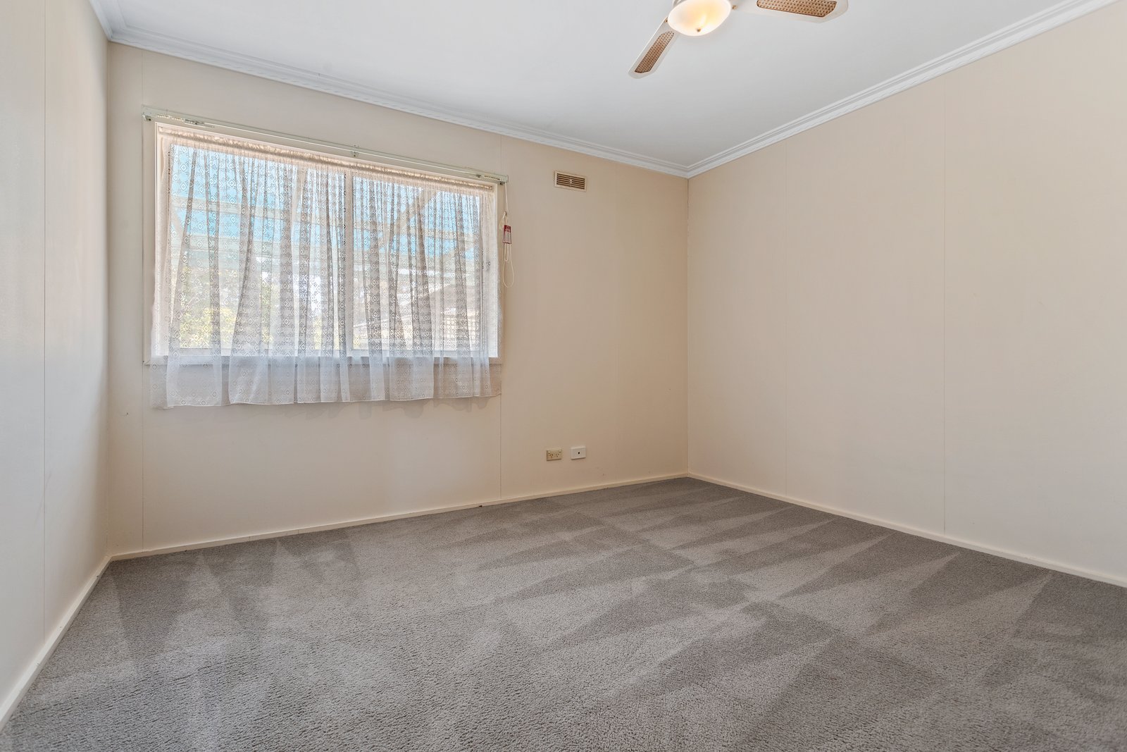 194 Marong Road WEST BENDIGO 7