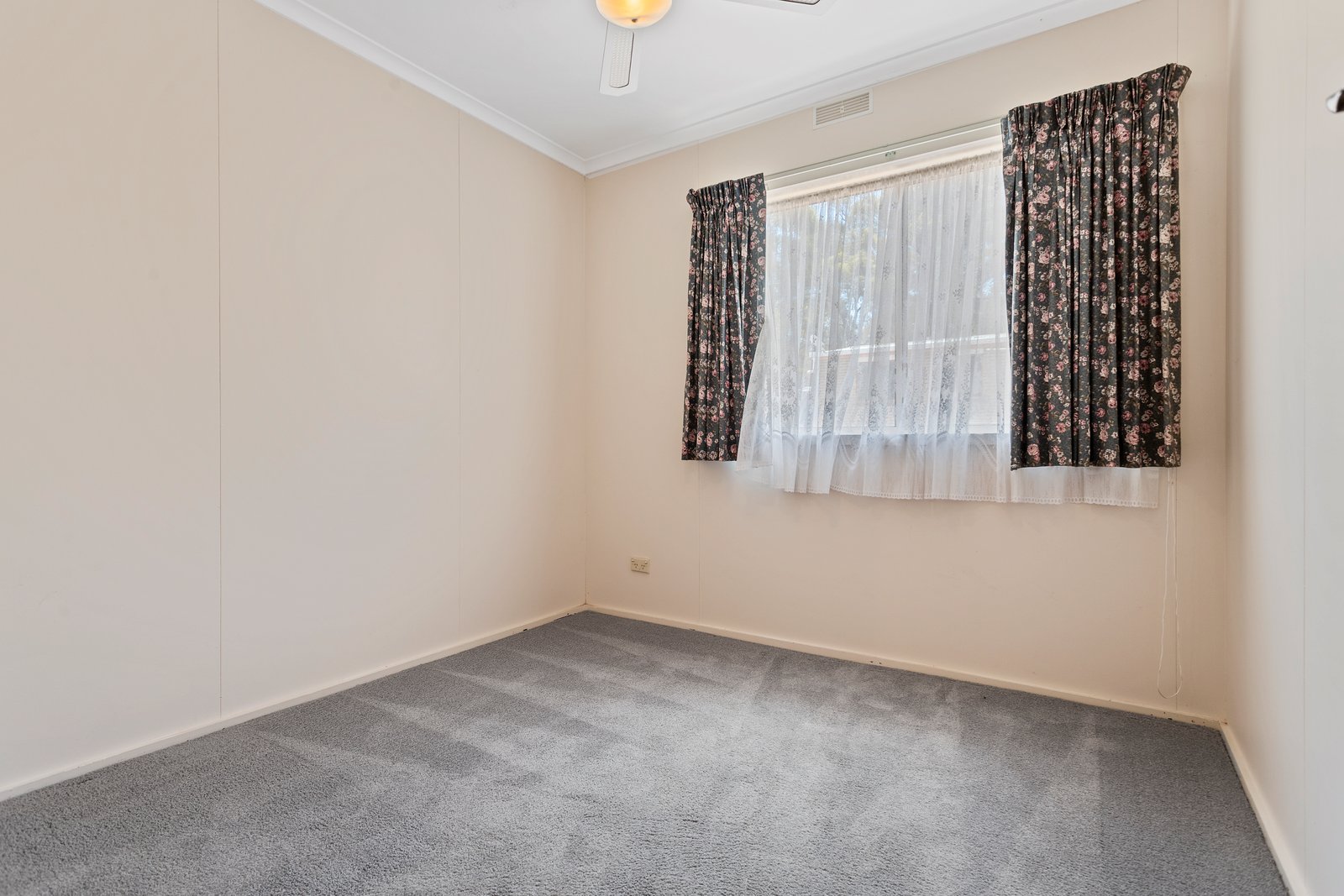 194 Marong Road WEST BENDIGO 9