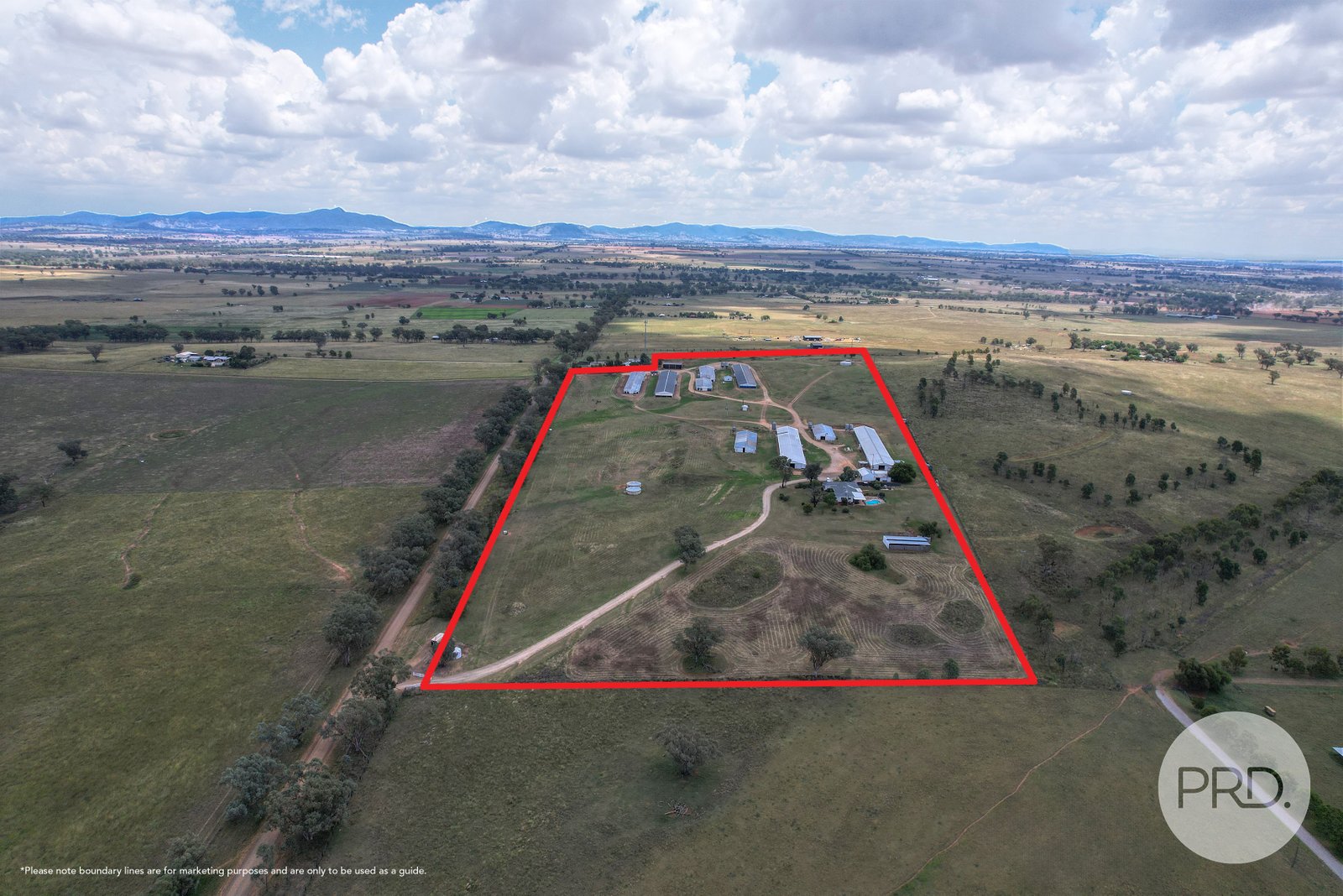 194 Meadows Lane TAMWORTH 4
