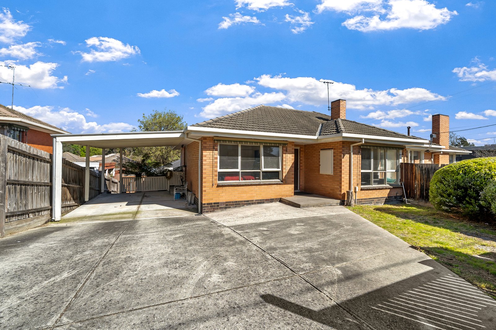 Gallery: 194 Middleborough Road