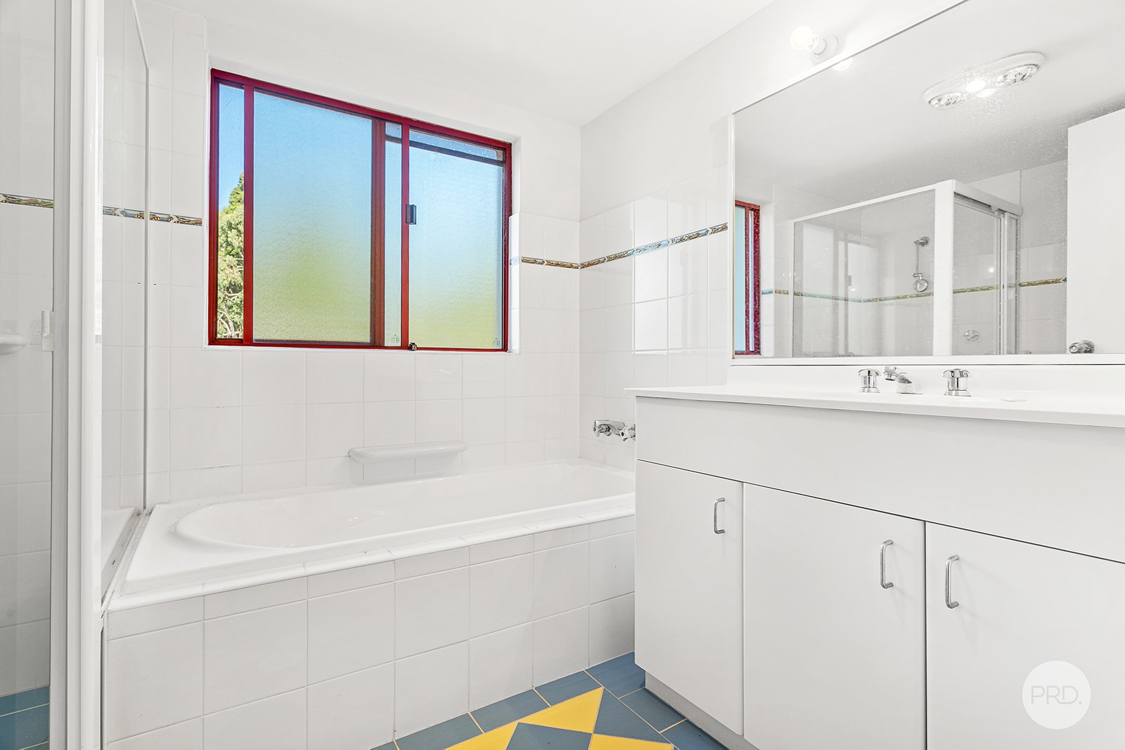 19/40 Horizons Drive SALAMANDER BAY 12