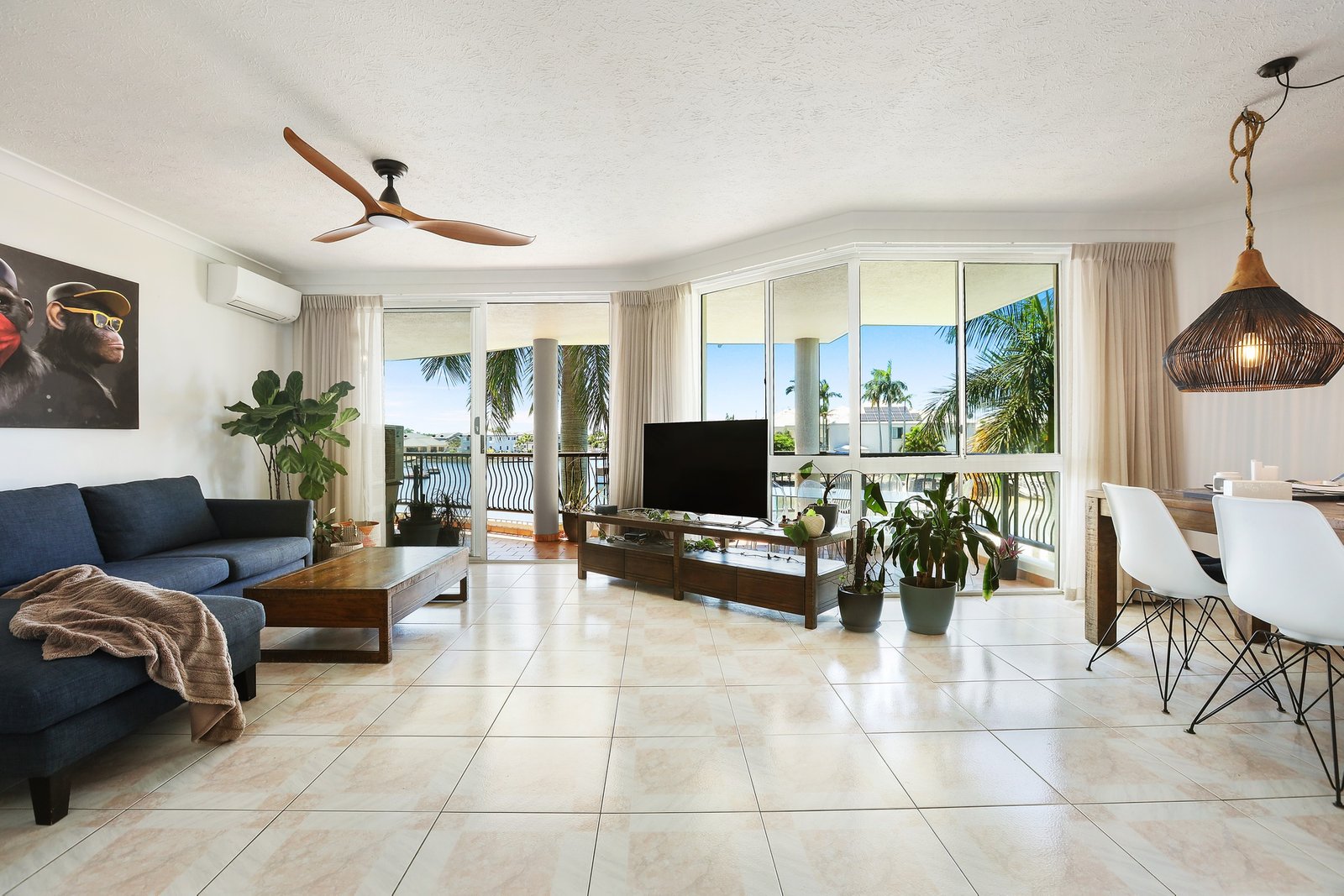 19/41A Broadwater Street RUNAWAY BAY 4