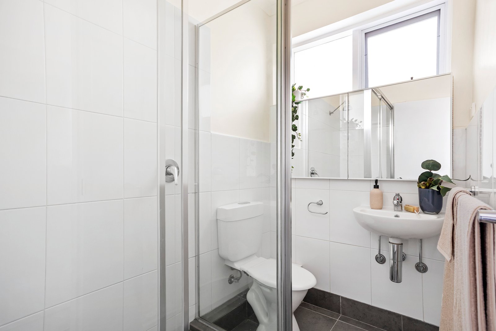 Real Estate and Property in 19/49 Clarence Street, Elsternwick, VIC