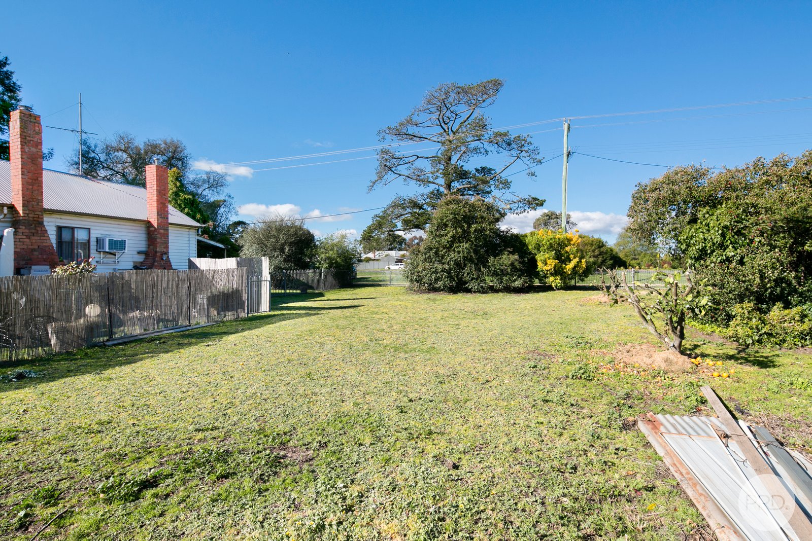 195-197 Howe Street MINERS REST 10