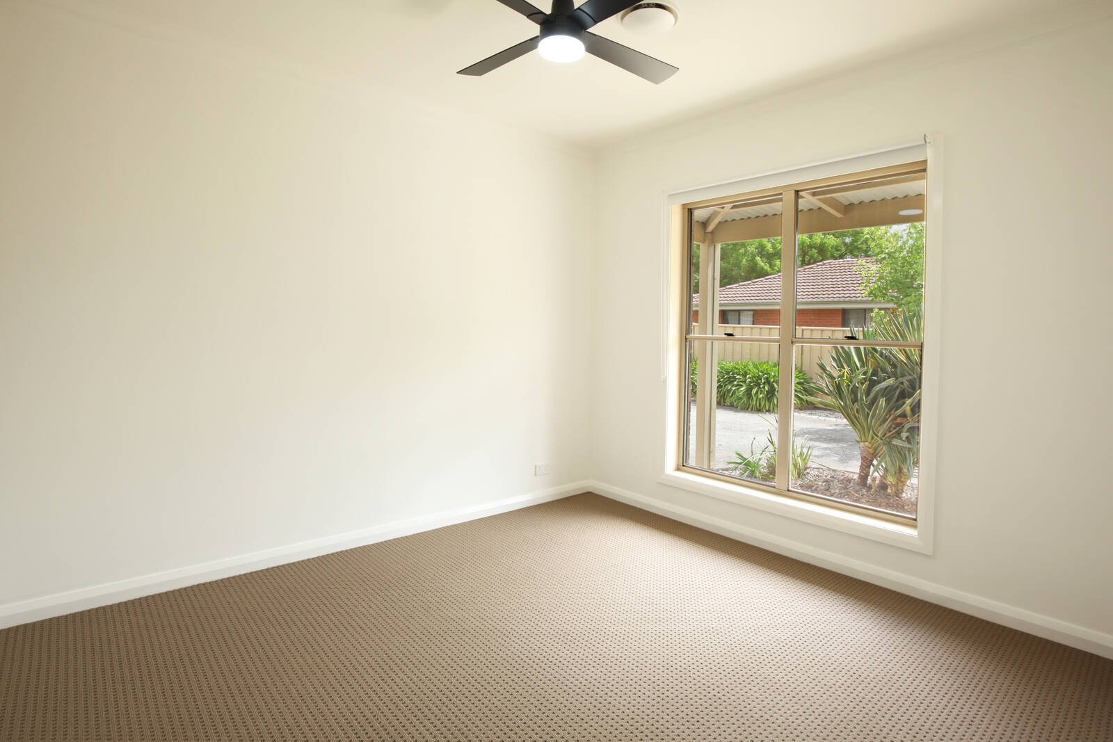 Real Estate and Property in 1/95 Beauchamp Street, Kyneton, VIC