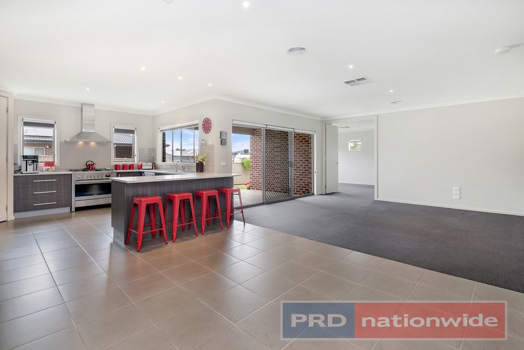 195 Cuthberts Road ALFREDTON 4