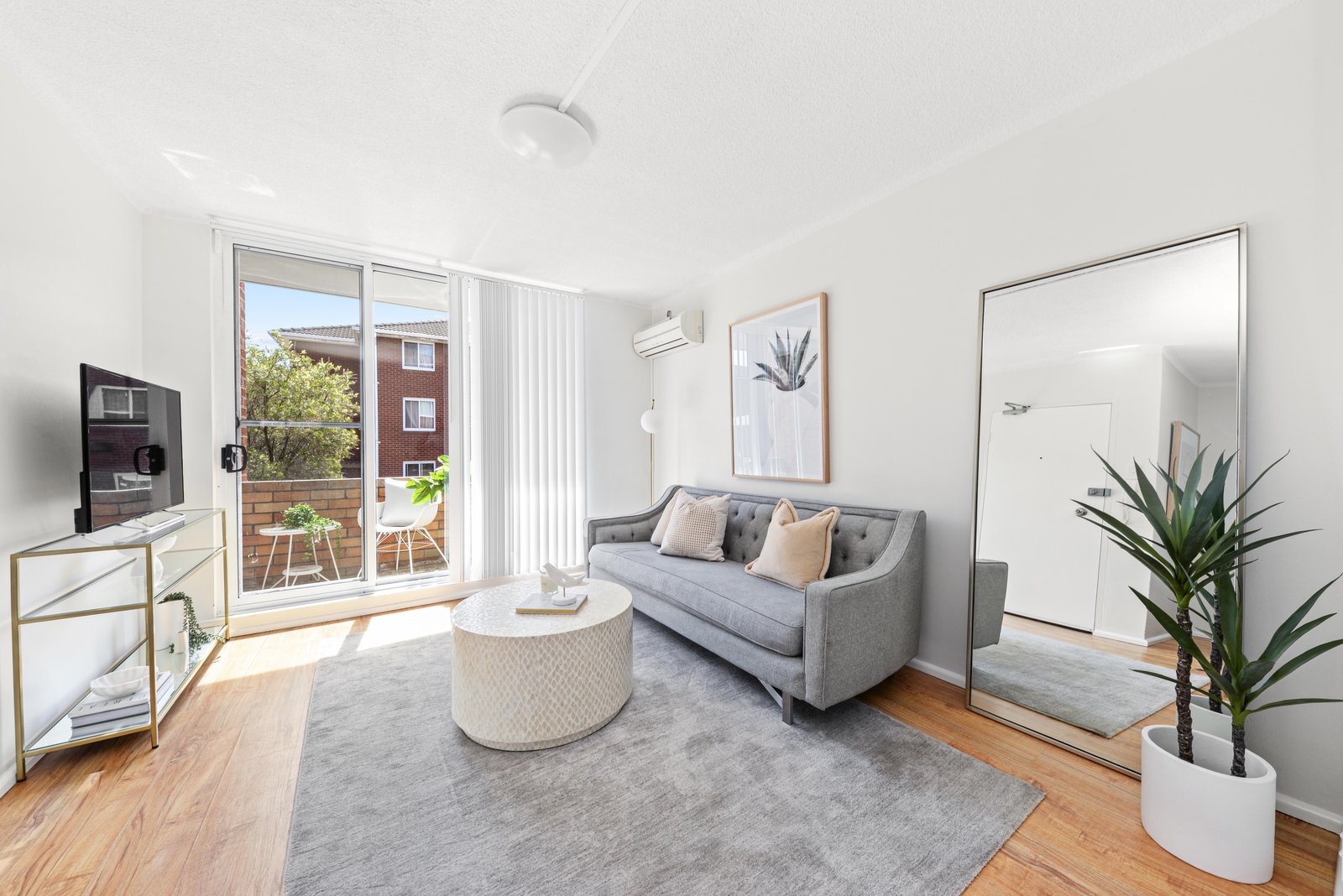 19/5 Grace Campbell Crescent HILLSDALE 2