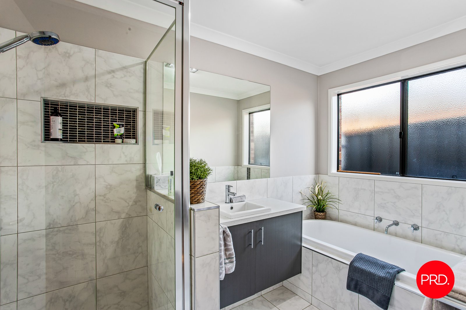 195 Jobs Gully Road EAGLEHAWK 18