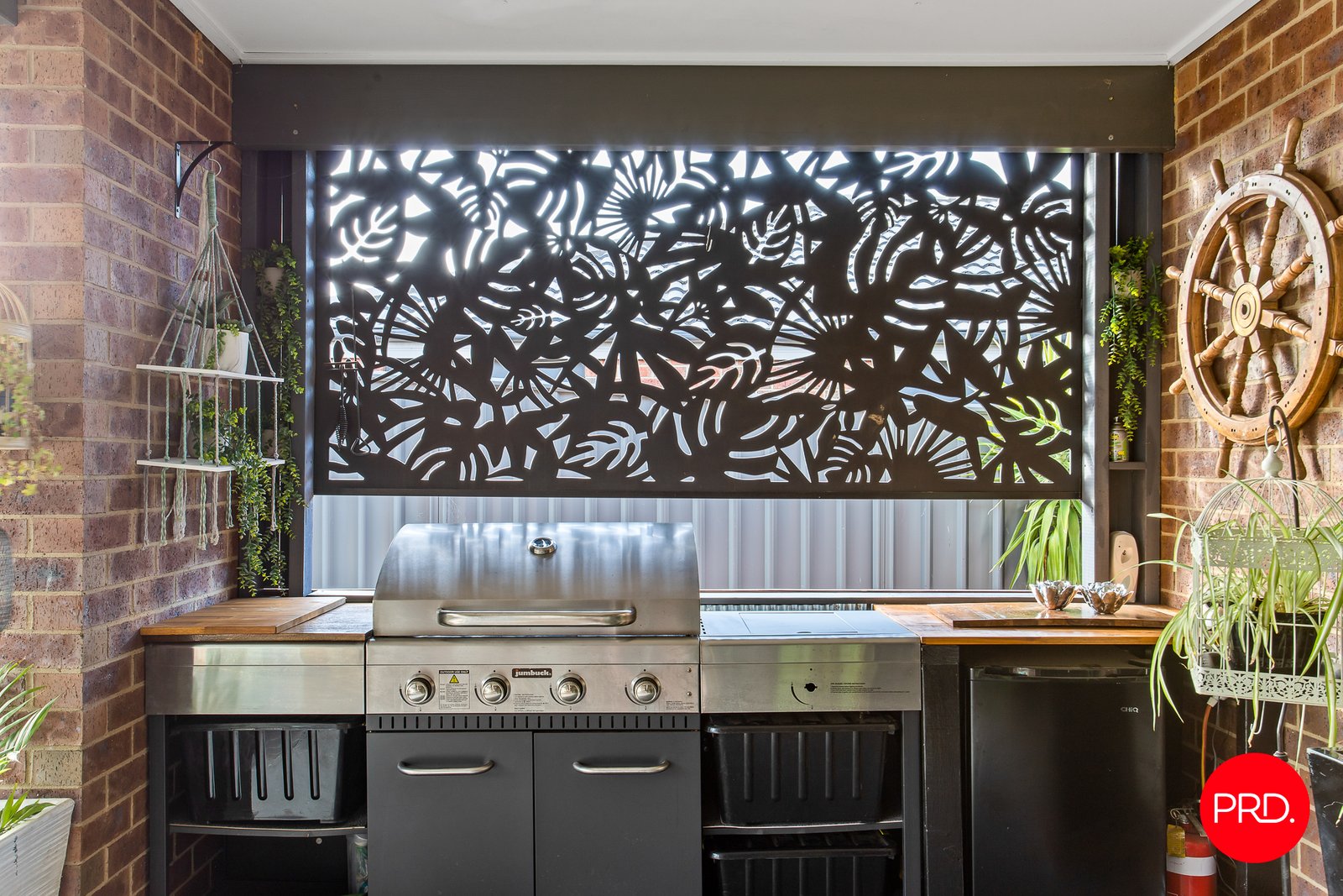 195 Jobs Gully Road EAGLEHAWK 21