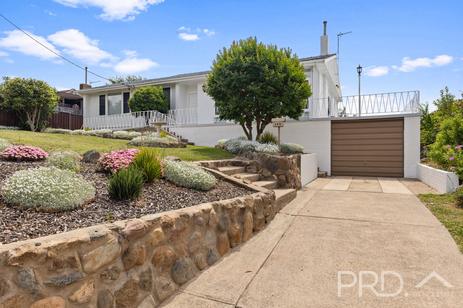 195 Wynyard Street TUMUT 25