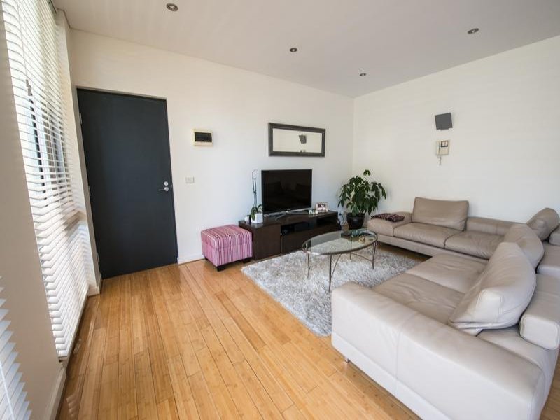 Gallery: 19/50 Johnston Street