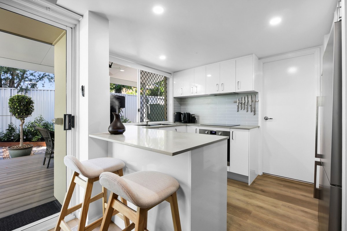 195/215 Cottesloe Drive Mermaid Waters 2