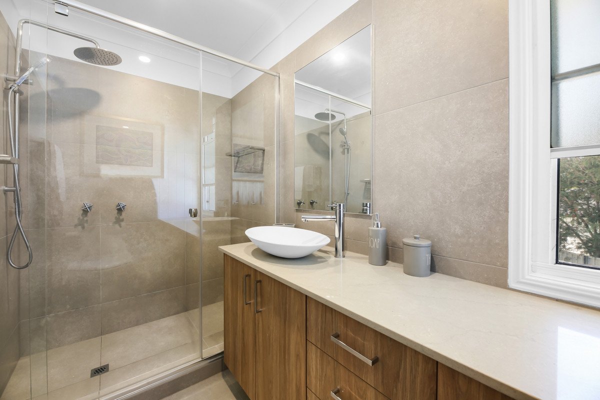 195/215 Cottesloe Drive Mermaid Waters 9