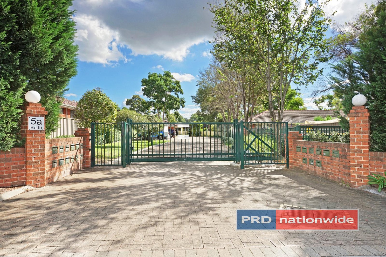 19/5A Edith Street KINGSWOOD 9