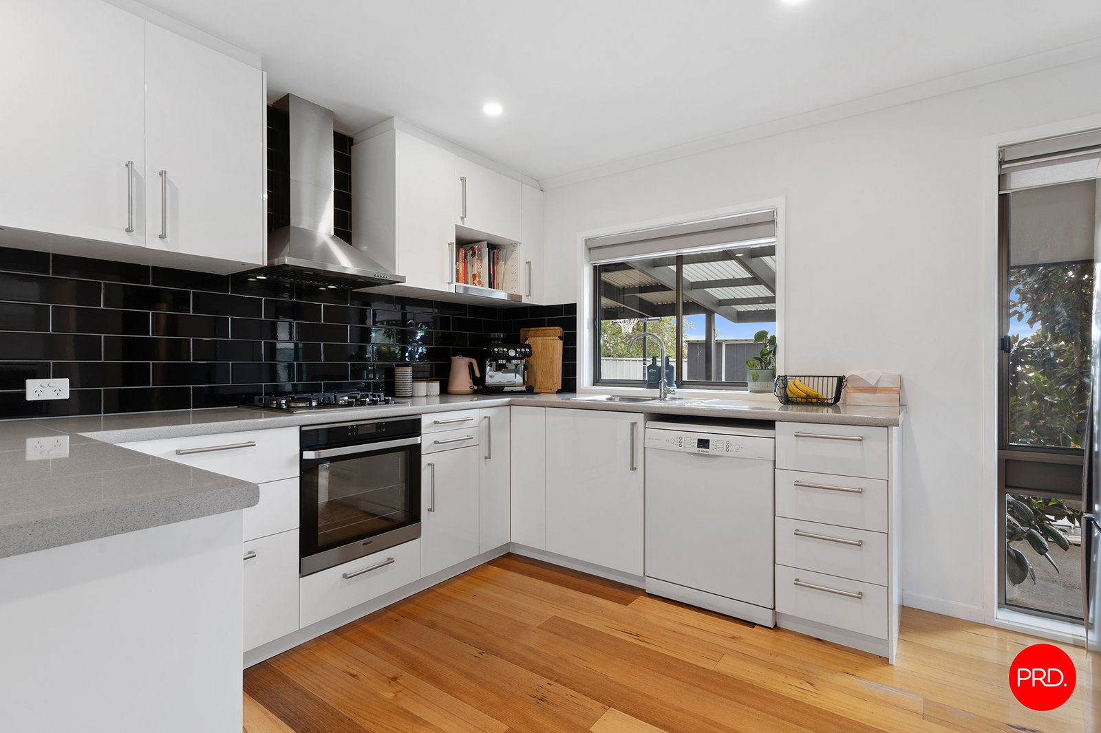 196 Aspinall Street KANGAROO FLAT 5