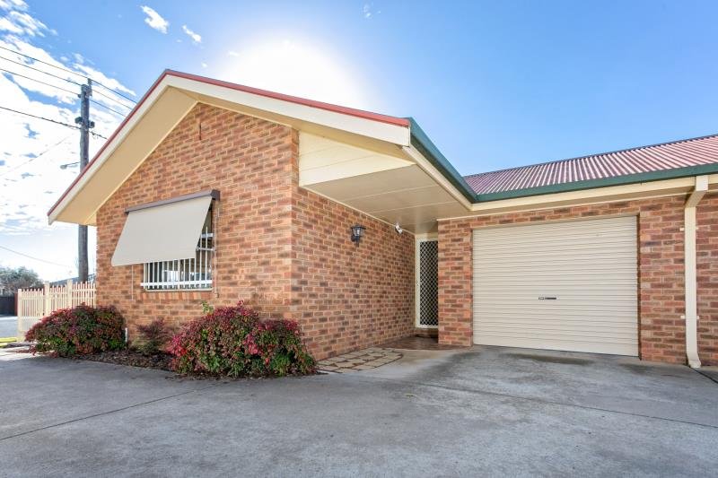 1/96 Crampton Street WAGGA WAGGA 1