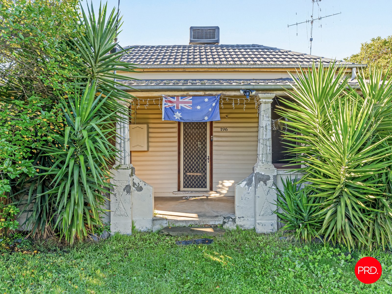 196 Eaglehawk Road LONG GULLY 14
