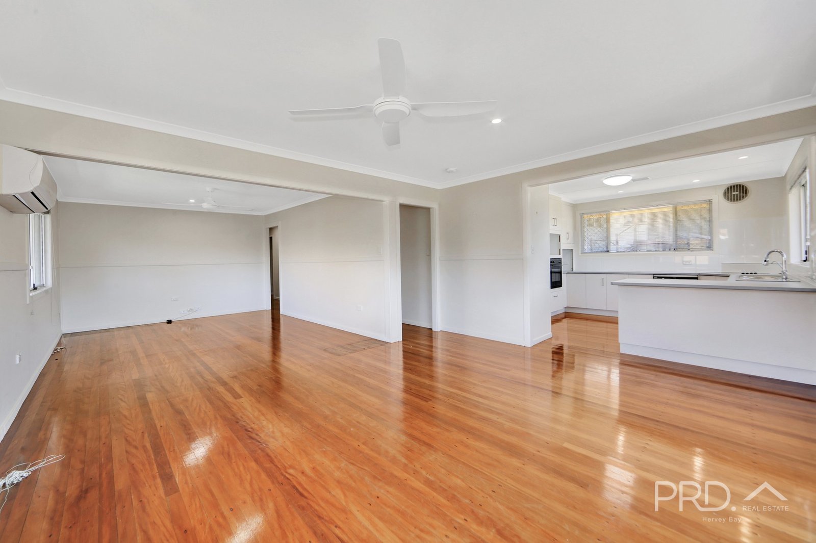 196 Esplanade  POINT VERNON 8