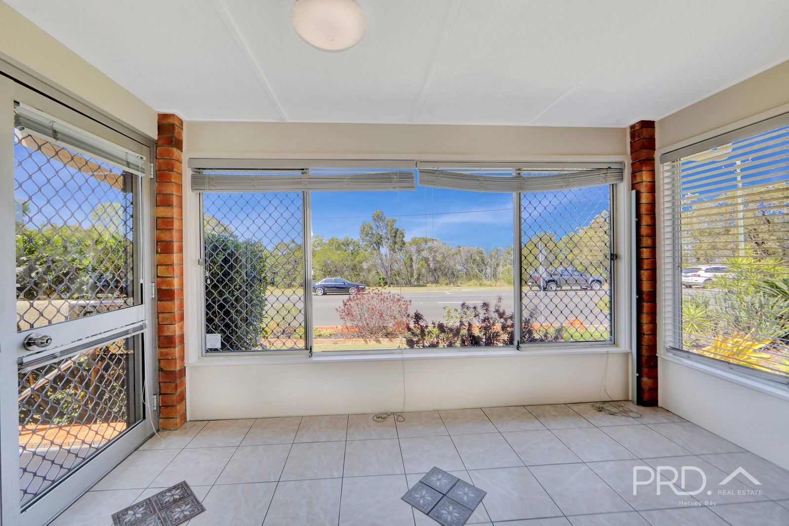 196 Esplanade  POINT VERNON 11