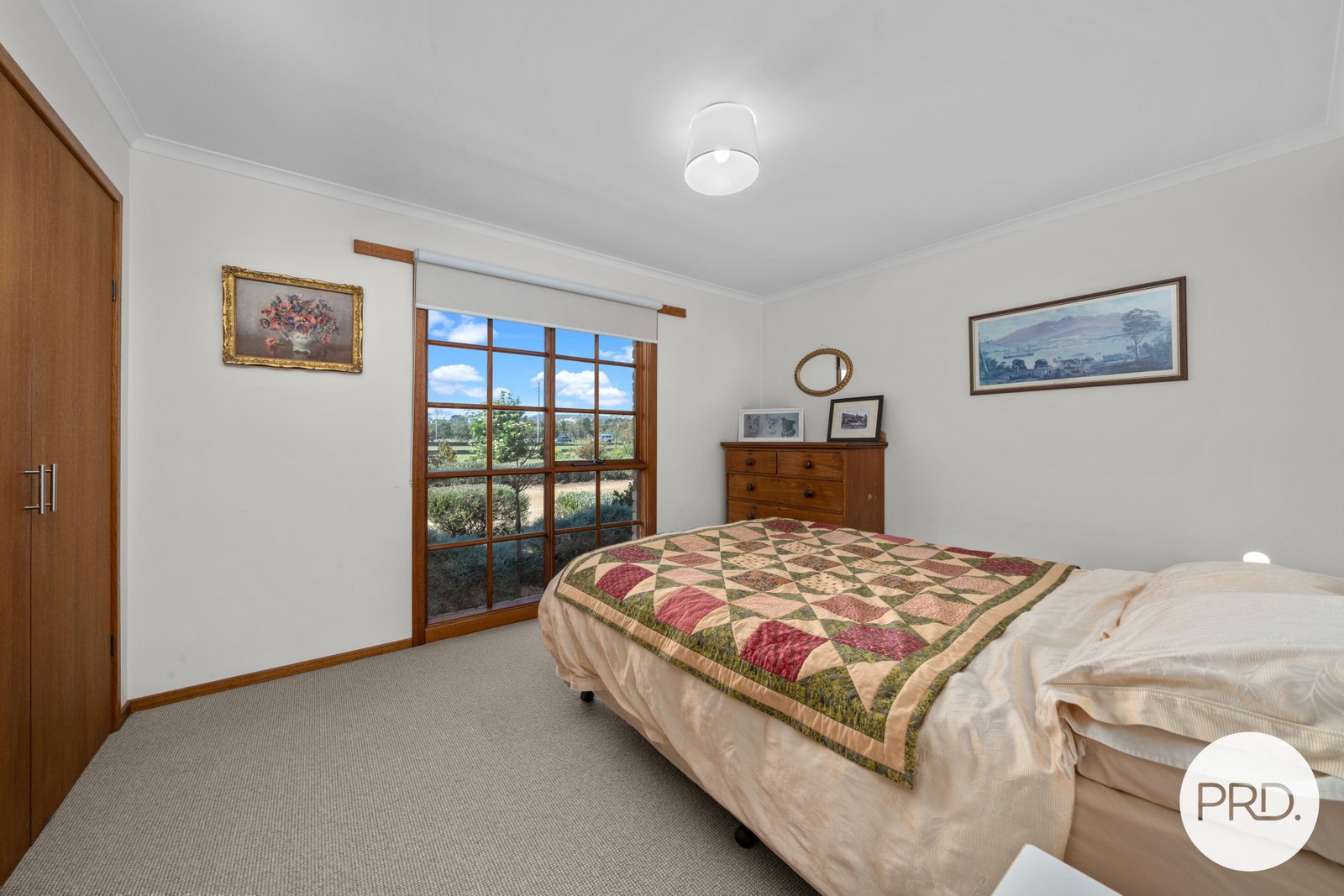 196 Forest Hill Road SANDFORD 11