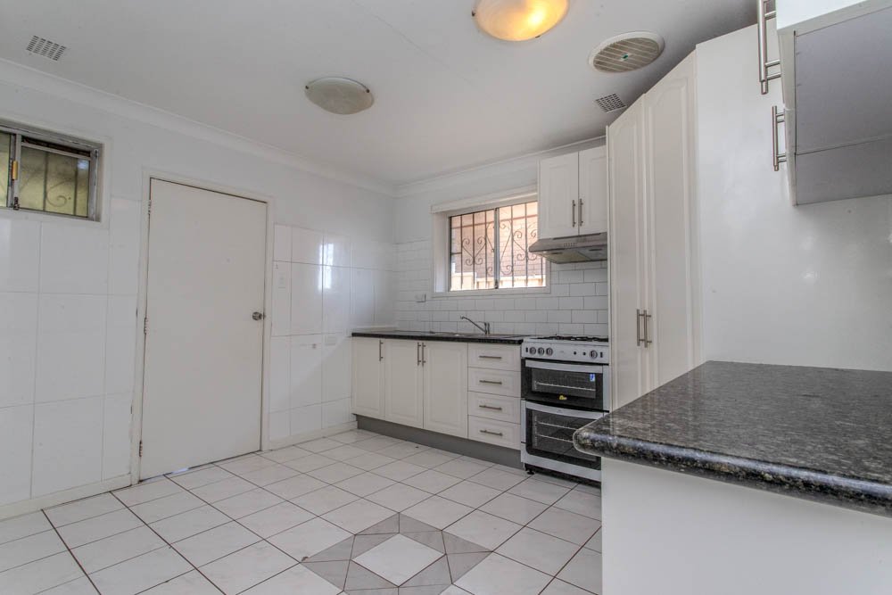 196 Great Western Highway ST MARYS 2