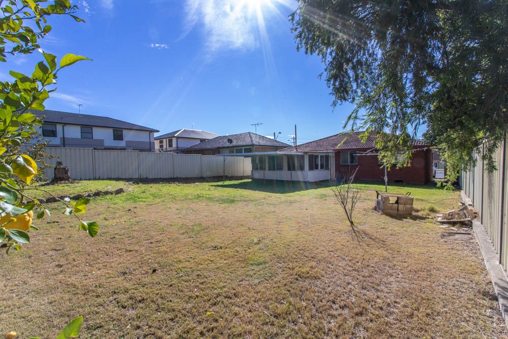 196 Great Western Highway ST MARYS 13