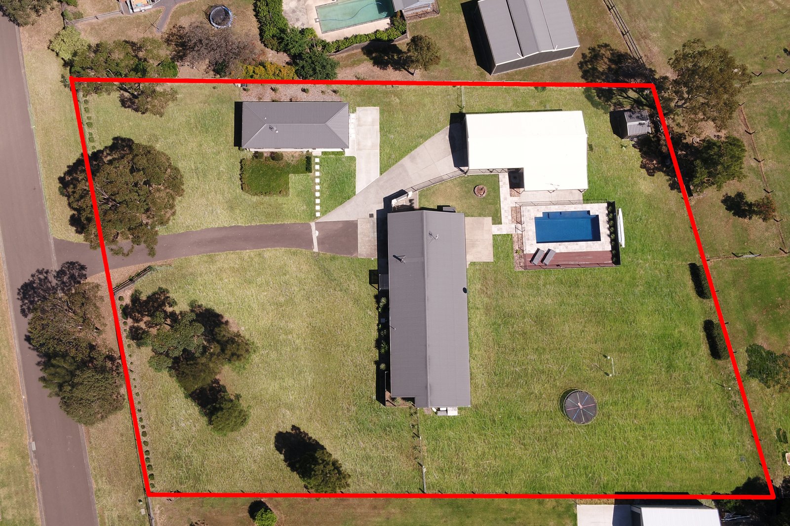 196 Gullivers Lane LOUTH PARK 2